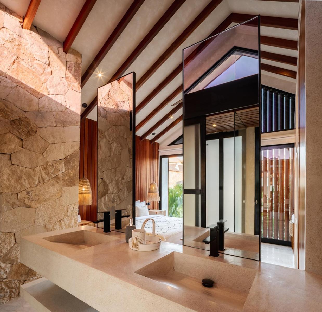 Blacksand Villas Echo Beach Canggu Eksteriør billede